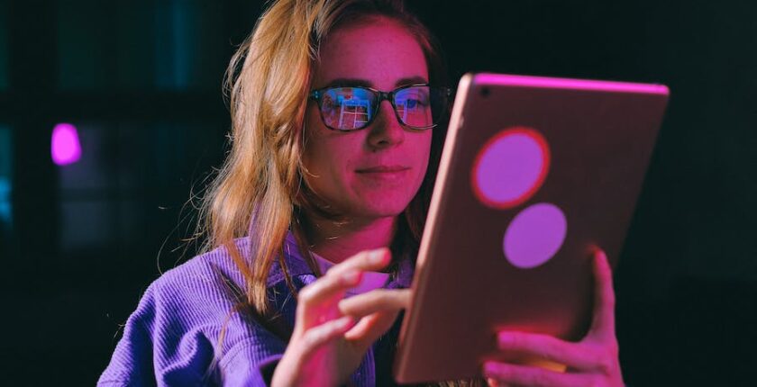 Navigating-the-Job-Maze-LinkedIn-Unveils-AI-Tools-for-Job-Seekers-AI-for-Job-Search-Success-GlobeMigrant