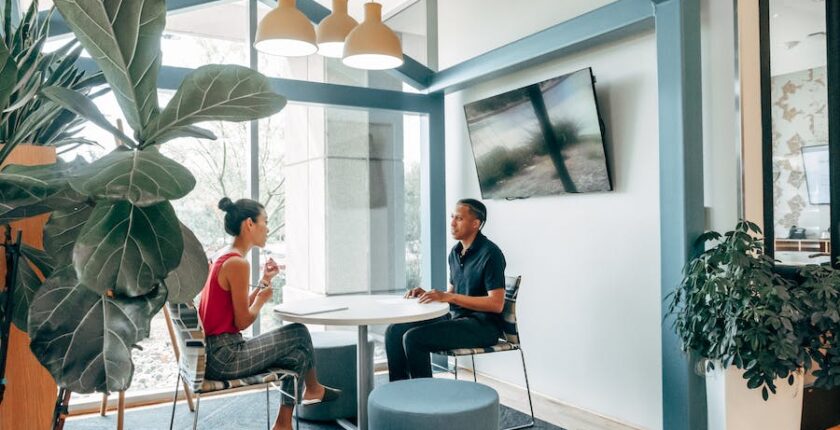 Three-Reasons-Degree-Free-Jobs-Are-Booming-and-How-to-Secure-a-High-Paying-Degree-Free-Job-GlobeMigrant